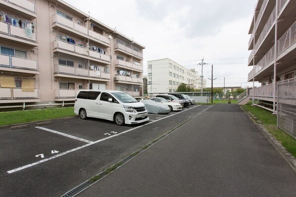 ビレッジハウス西町3号棟の物件外観写真